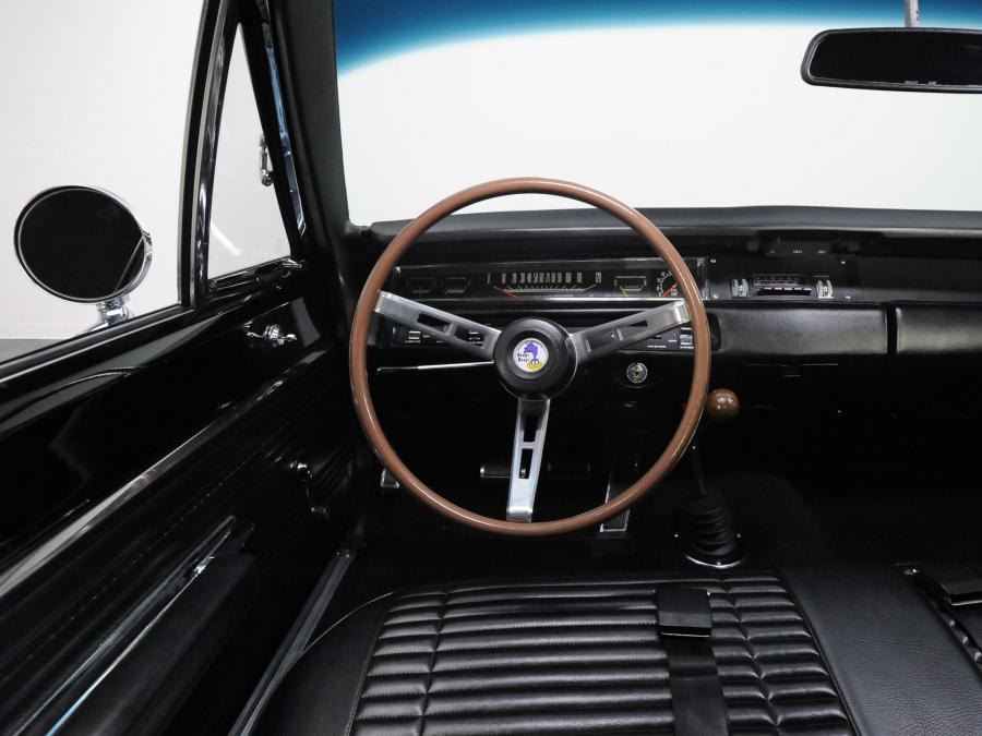  Plymouth Road Runner 426 Hemi Hardtop Coupe 1969 года  (фото 3 из 10)